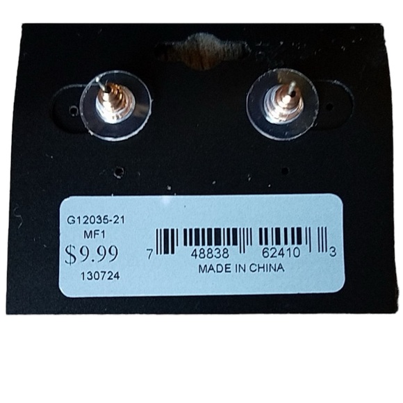 NWT Guess earrings - Picture 2 of 2